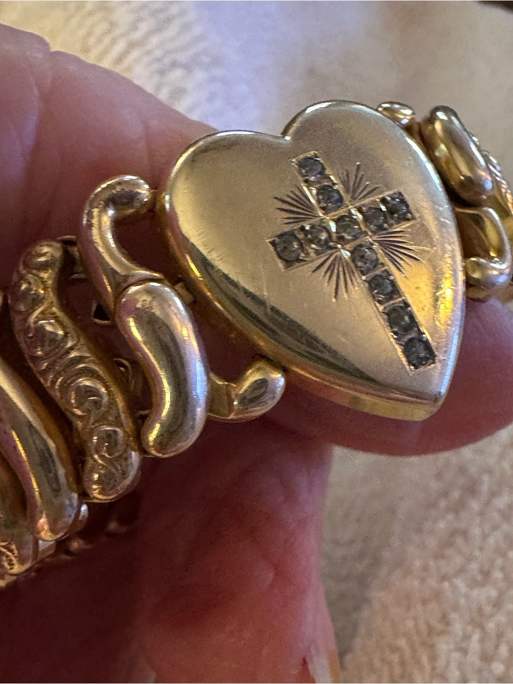 Gold vintage Sweetheart Bracelet with Cross Accent Very rear - Women Jewelry